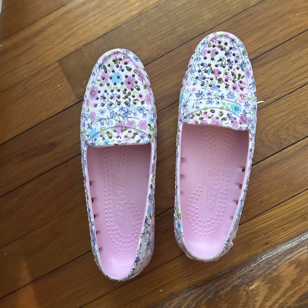 Floaters Floral Printed Posh Diver Waterproof Shoes, 8